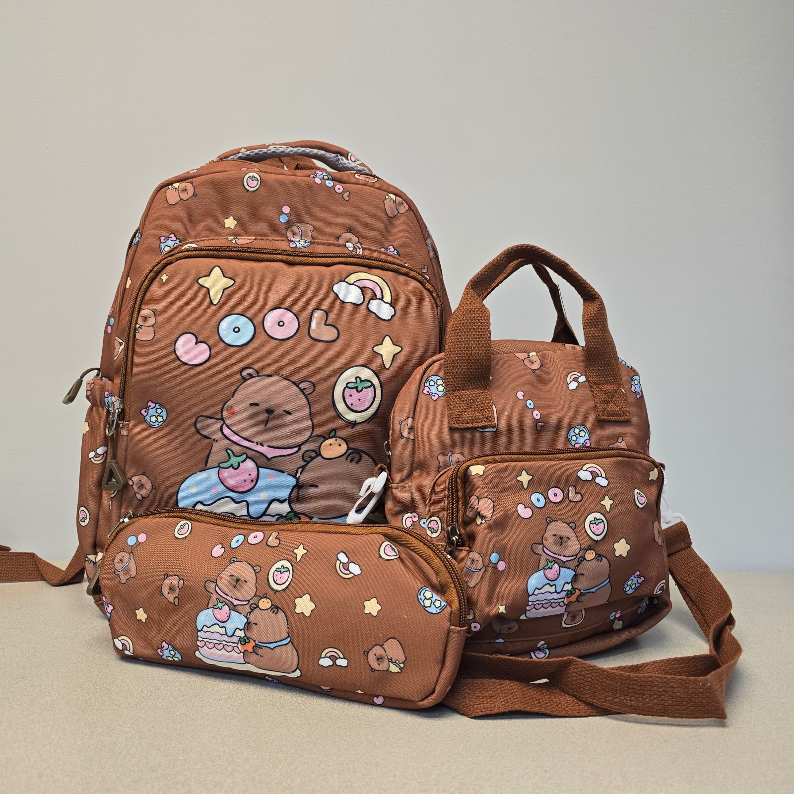 Cute Cartoon capybara ๐ 3-Piece Backpack Set